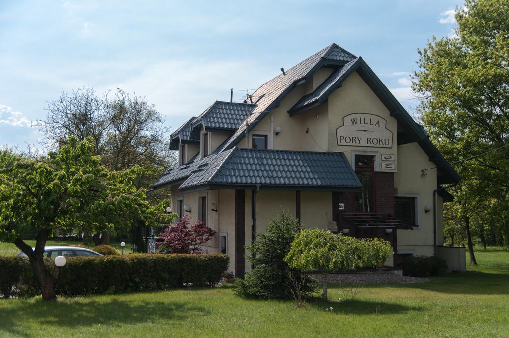 Willa Pory Roku Lódź Exterior foto